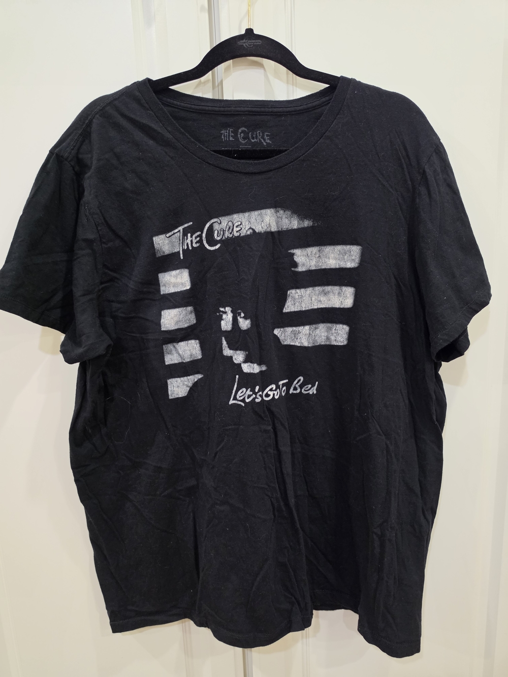 "Let's Go to Bed" The Cure Graphic T-Shirt - Black